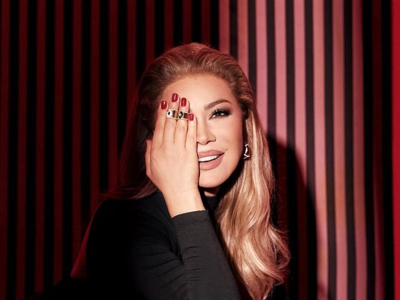 نوال الزغبي تخطف الأنظار بإطلالة أنيقة بالأسود في أحدث ظهور لها 