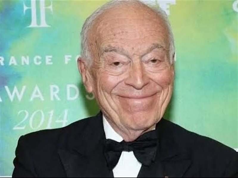 عالم الجمال يودع ليونارد لودر الذي أعاد تعريف الجمال عالميا  