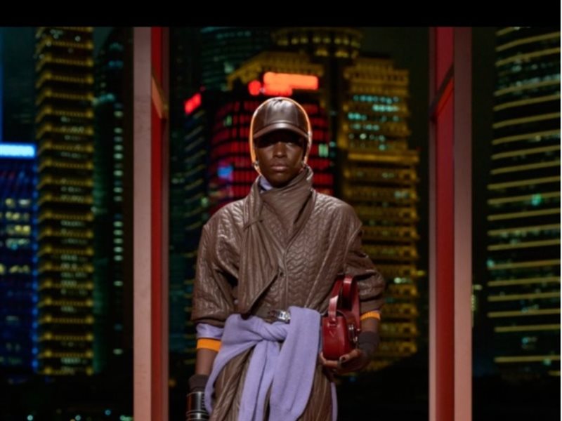   Hermès تكشف النقاب عن مجموعتها الجديدة لموسم خريف وشتاء 2025 