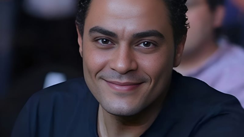 الشاعر نادر عبدالله