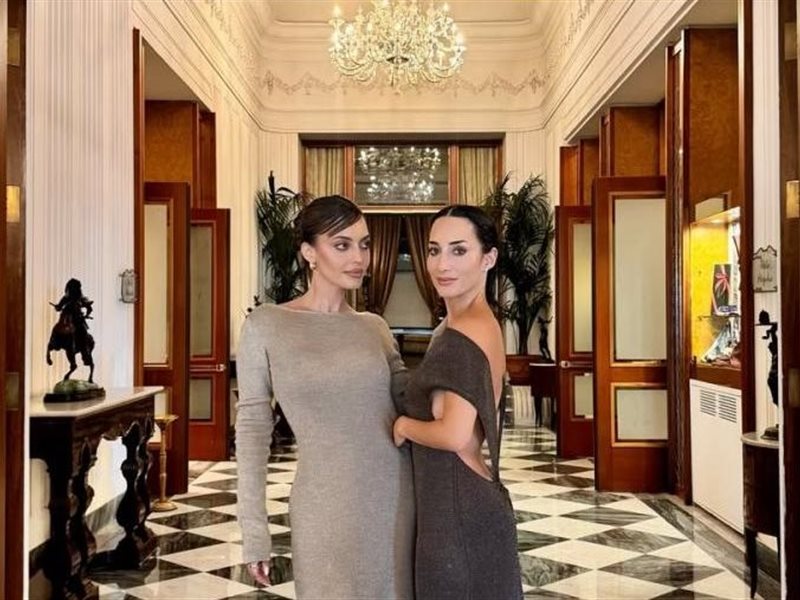 إطلالات النجمات العالميات في عرض ماكس مارا كروز 2026 