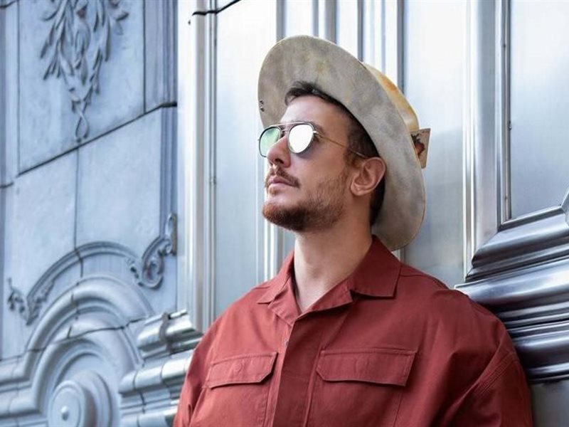 قبل عرض Risking .. سعد لمجرد ينشر أحدث جلسة تصوير له بقبعة البنما 