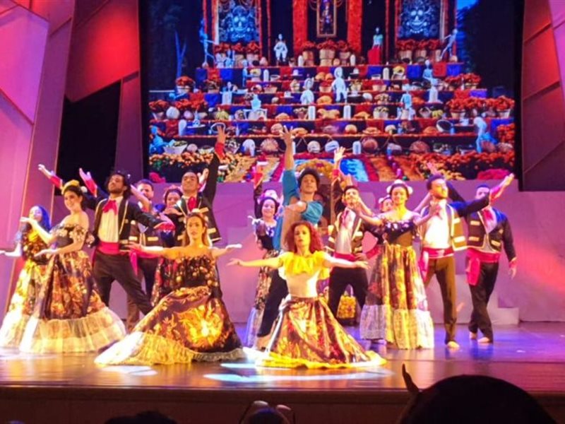 الرقص الحديث يجسد رحلة فريدا على مسرح الجمهورية