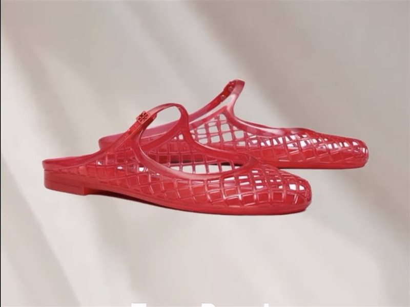 Jilly sandals  أحدث صيحات الموضة لصيف 2025 