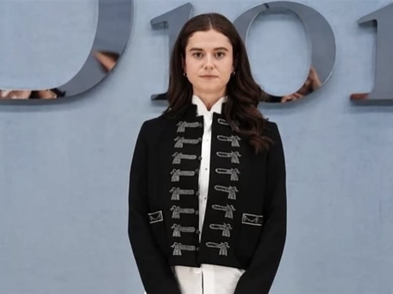 جوناثان أندرسون المدير الإبداعي لديور يكشف عن رؤيته المتجددة خلال عرض ازياء Homme