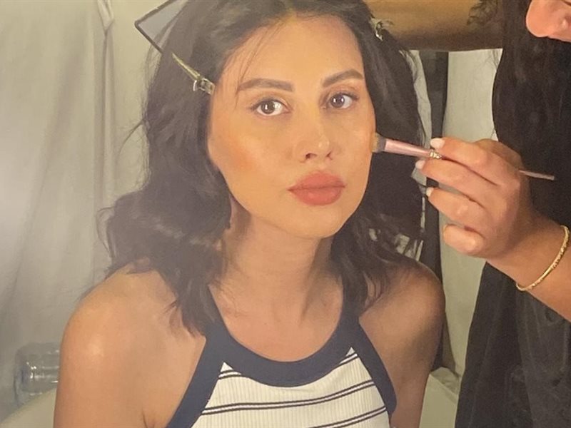 بالصور .. ياسمين رئيس من أول يوم تصوير فيلمها الست لما