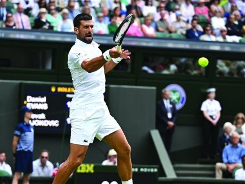ديوكوفيتش يواصل هيمنته ويقترب من لقب جديد في ويمبلدون