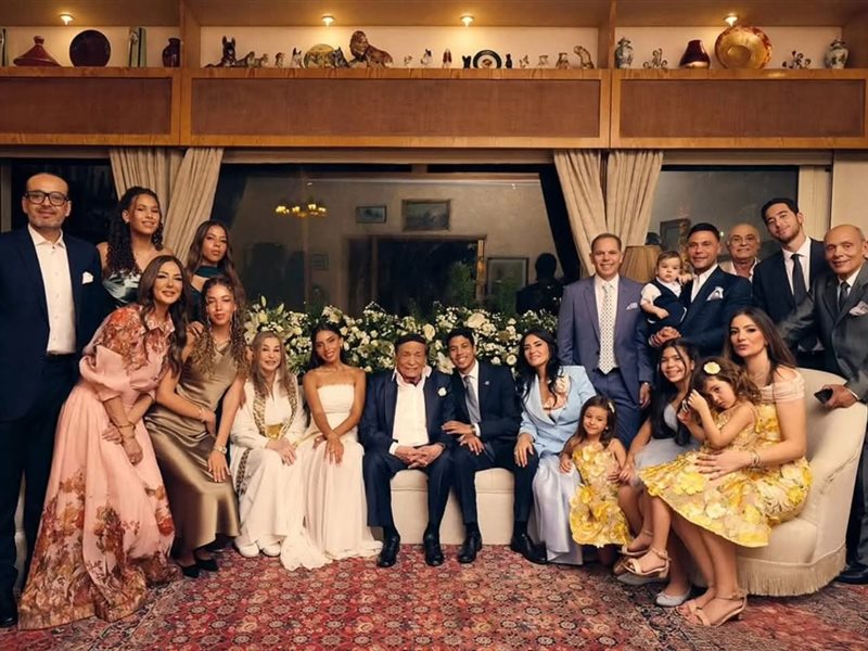 عادل إمام وشريهان وعبلة كامل يعودون للأضواء بعد سنوات من الاختفاء 