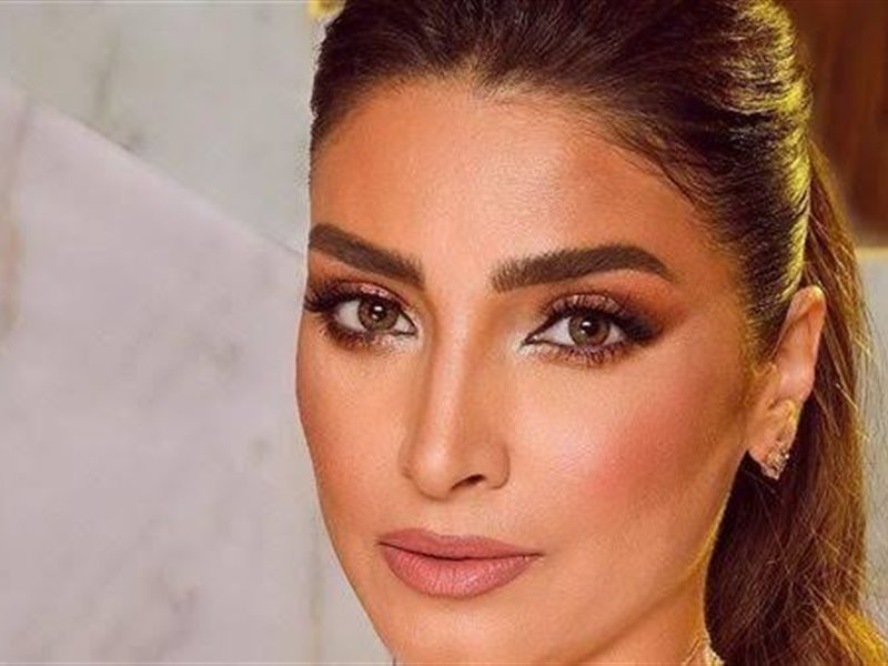 بإطلالة رومانسية.. روجينا تشعل إنستجرام بصورة مع أشرف زكي وتخطف الأنظار