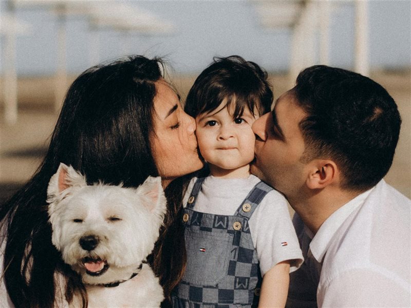 في اليوم العالمي للتقبيل.. ما أصل المناسبة والدول التي تشارك فيها؟