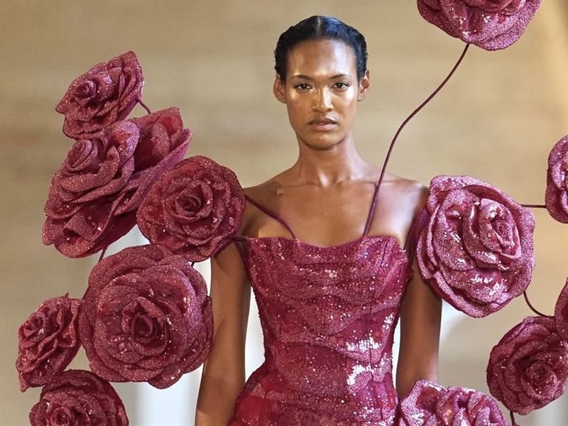 المصمم الهندي راهول ميشرا يقدم مجموعة 