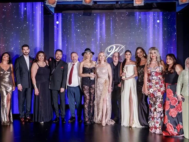 عرض وليد عطا اللّٰه ببلغاريا لخريف وشتاء 2025 بحضور نخبة من المع النجمات