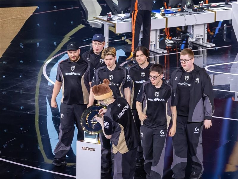 VALORANT تدخل التاريخ Team Heretics يتوج باللقب الأول في كأس العالم 2025