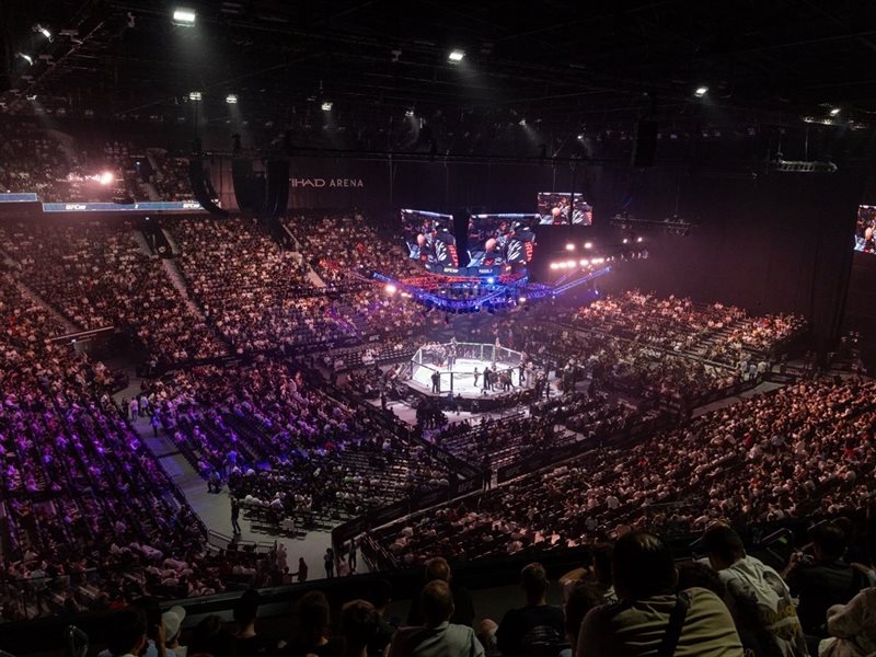 أربع نزالات جديدة لزيادة حماس الحدث UFC يستعد ليلة النزال الأقوى في الإمارات