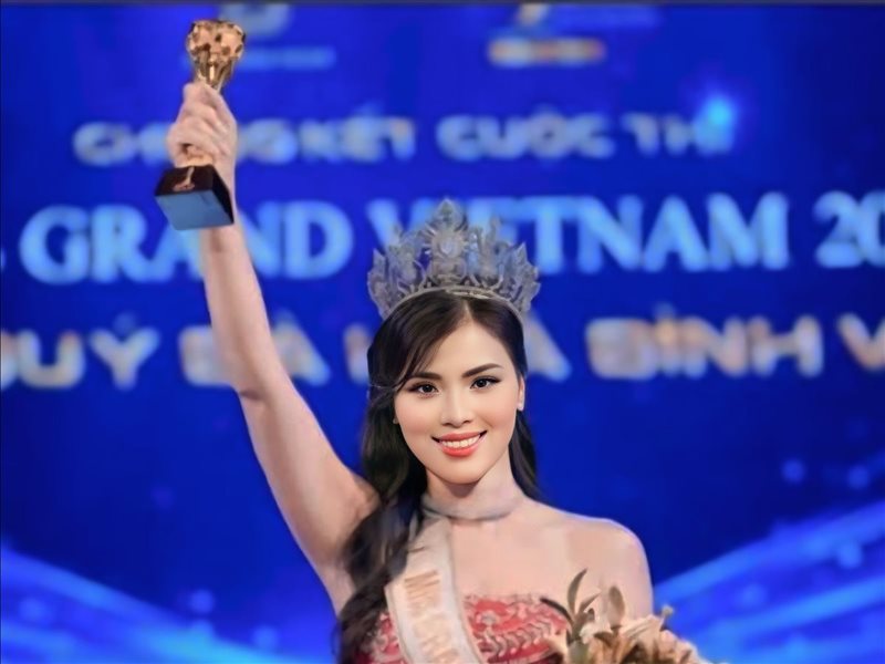 تتويج نجوين ثي ثوا ملكة جمال العالم 2025  في ميانمار.. لحظة تاريخية لفيتنام 