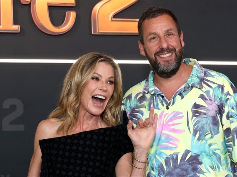 نتفليكس تطلق حملة ترويجية كبيرة قبل فيلم آدم ساندلر الجديد بهذه الأفكار 