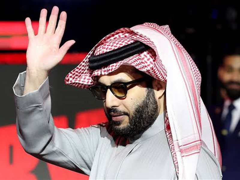 تركي آل الشيخ يكشف عن نجوم 