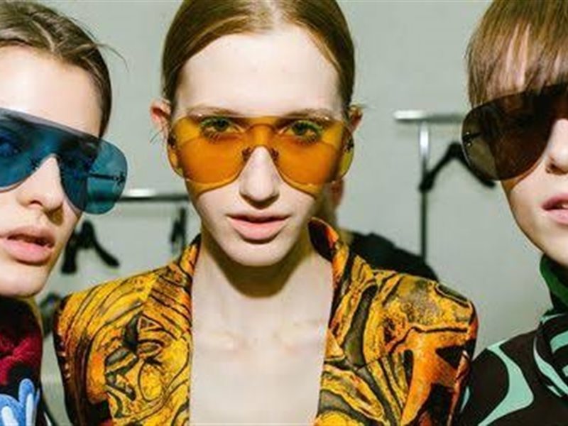 أحدث صيحات النظارات الشمسية لصيف 2025.. موضة تكتسح كل مكان 
