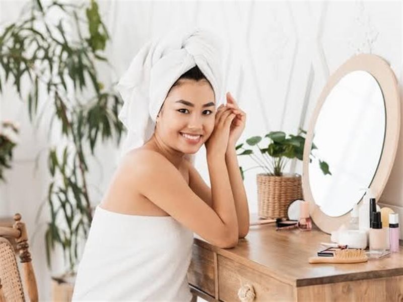 روتين العناية بالجسم الذي سيمنحك بشرة متوهجة هذا الصيف