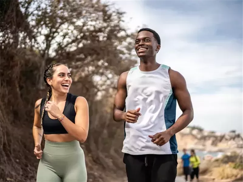 المشي أم الجري على الطريقة اليابانية.. أيهما أفضل للصحة وحرق السعرات الحرارية؟