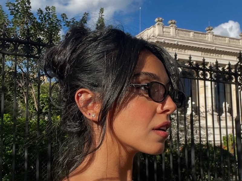 سلمى أبو ضيف تتألق  باطلالة انيقة ببصمة  إيلي صعب