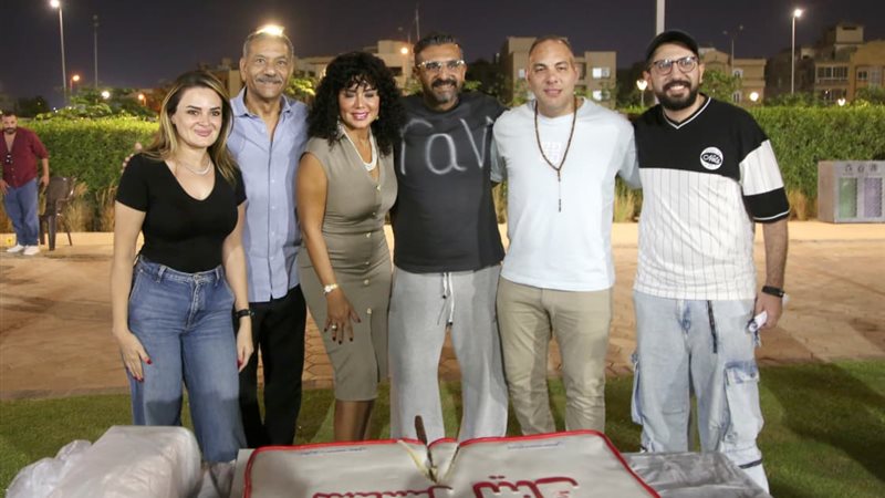 فريق عمل مسلسل لينك