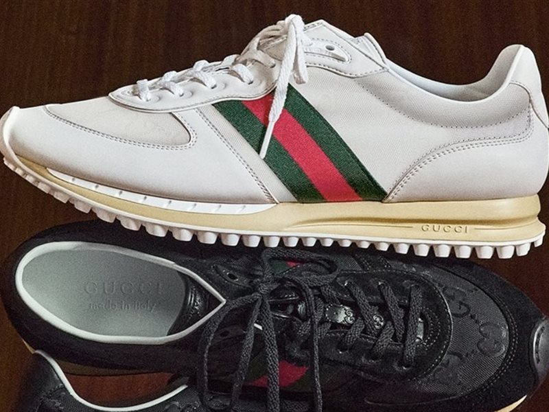 جوتشي تجمع بين التراث والحداثة في حقيبة Giglio وحذاء Re-Motion 