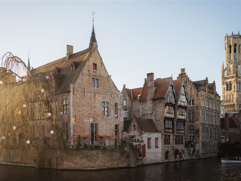 خطة لقضاء 48 ساعة في بروج قرية القصص الخيالية السرية في بلجيكا