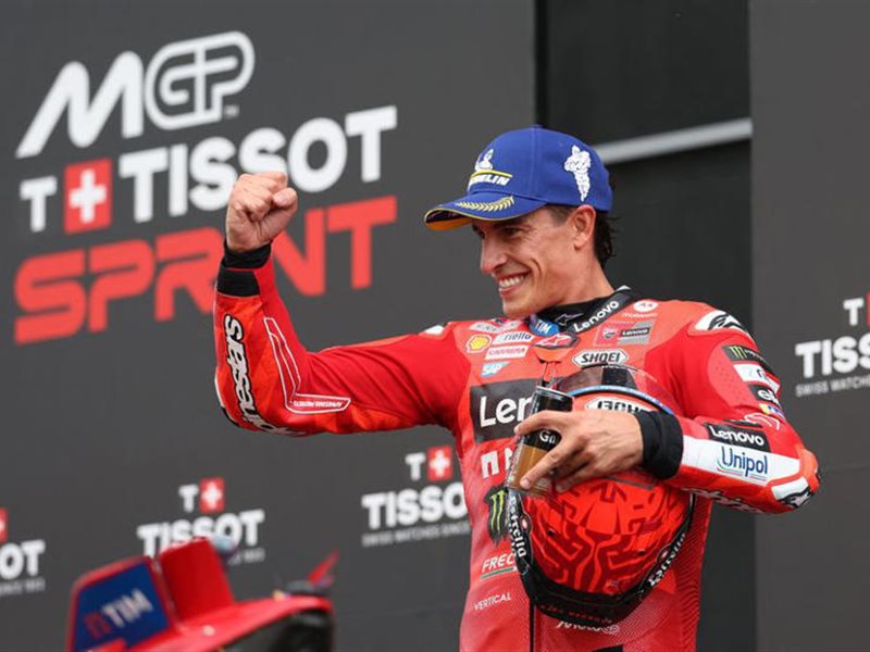 موتو جي بي تحتفل بالسباق رقم 1000 ماركيز يخطف الأضواء ويكتب التاريخ