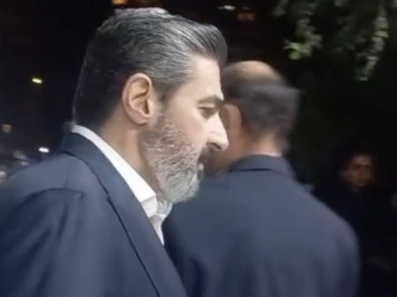 بينهم أحمد السقا وياسر جلال.. نجوم الفن يقدمون واجب العزاء في مدير التصوير تيمور تيمور