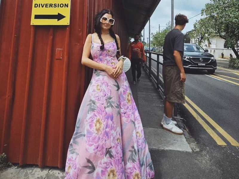 مي عمر تستمتع بأجواء الصيف في سيشيل | صور