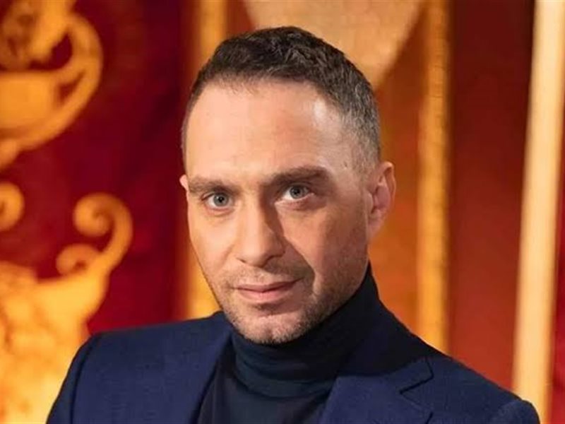 حسام حبيب يحتفل بالعيد الوطني السعودي اسبوع مبكرا