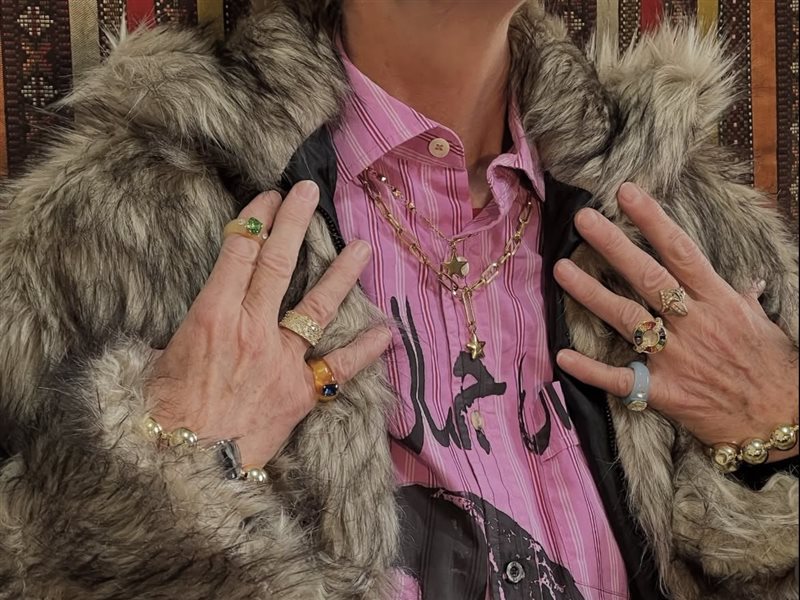 لي لي أحمد حلمي.. من شغف الفن إلى إطلاق علامة شبابية تحمل بصمتها الخاصة