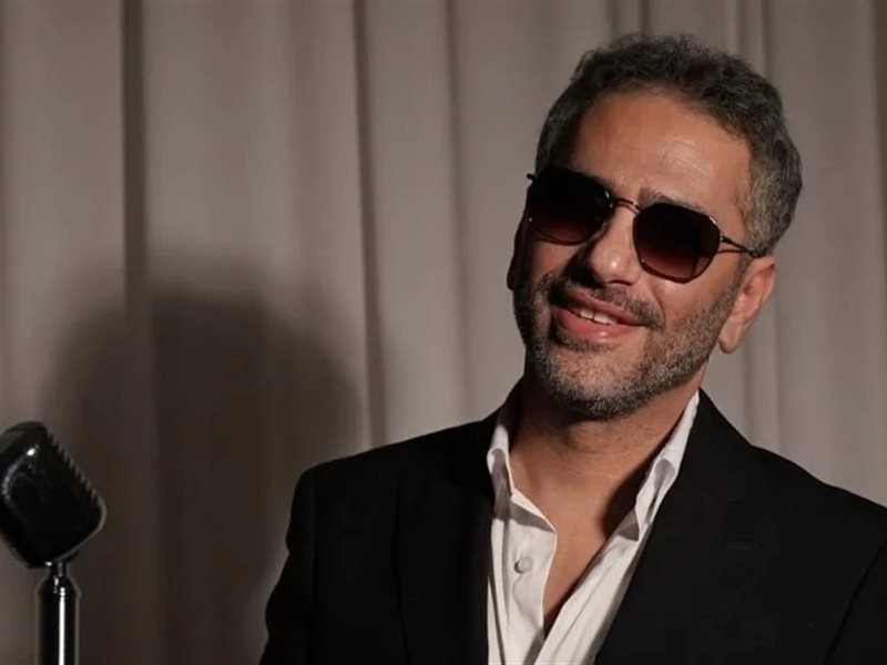 مكالمة فيديو تجمع فضل شاكر بابنه أثناء حفله أمس بلبنان