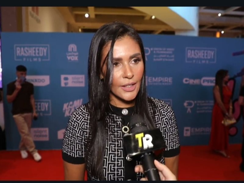 ساندي علي ترد على جدل 