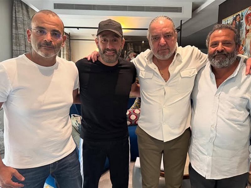 أيمن بهجت قمر يكشف عن صورة من كواليس فيلم 