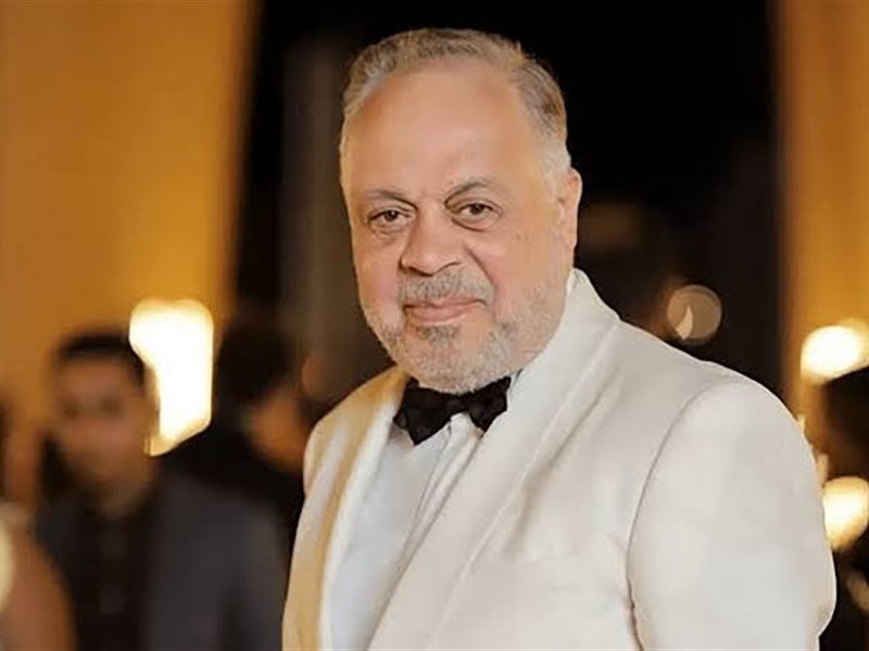 اشرف زكي يحذر من استخدام اسم 