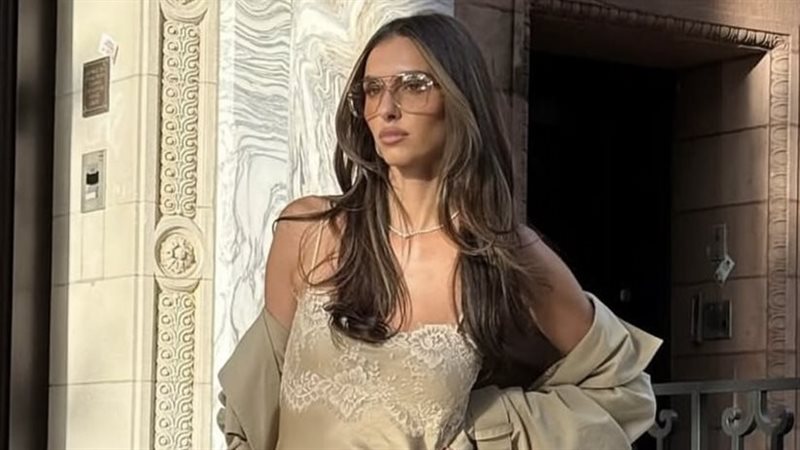 الحرير والدانتيل