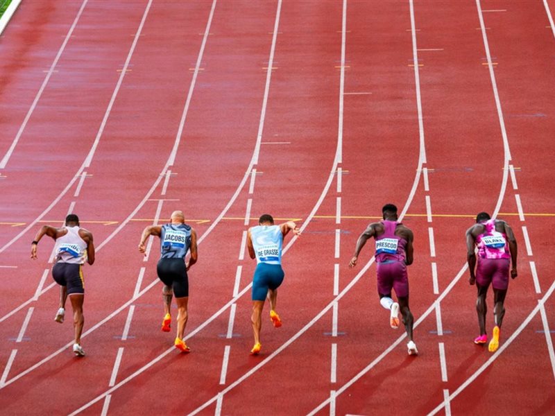 خمسة رياضيين يضيئون بطولة طوكيو لألعاب القوة