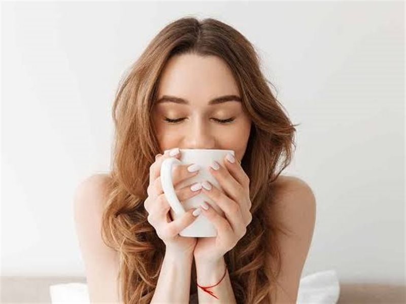 وداعًا للإفراط في القهوة: حلول بديلة لاستعادة نشاطك اليومي بدون كافيين