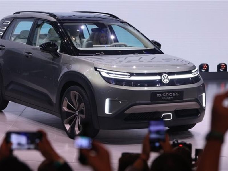 فولكسفاغن تطلق سيارات كهربائية بأسعار منافسة لمواجهة التوسع الصيني
