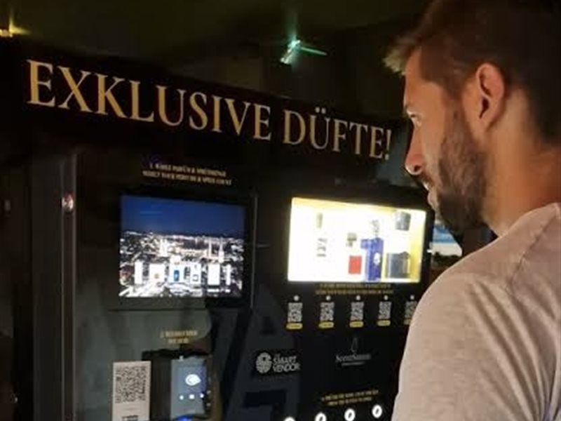 ماكينات لتجربة البيرفيوم في محطات مترو إسطنبول للمرة الاولى