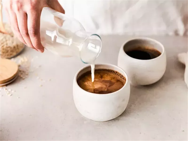 هذه الطرق تجعل قهوتك غير صحية دون أن تدري ذلك