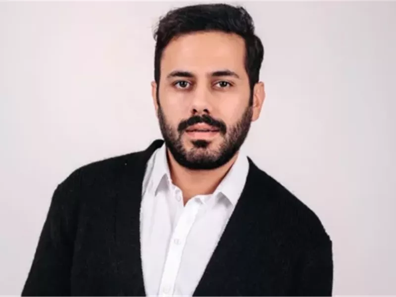 عبد الله بوشهري يتجه إلى البحرين لبدء تحضيرات مسلسله الجديد 