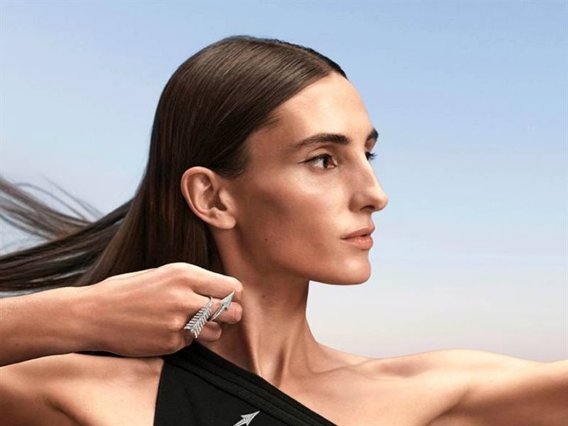  Boucheron تكشف النقاب عن مجموعة مجوهرات جديدة تعيد تعريف لغة الحركة والهوية