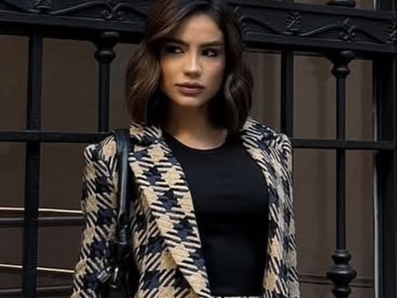  العودة الأنيقة... بدلات التنانير (suits skirt) خيارك المثالي لإطلالة رسمية وعصرية