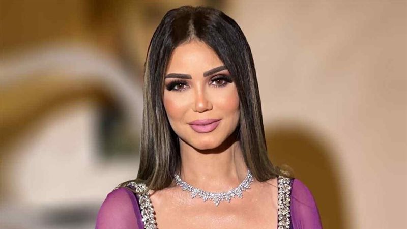 إيناس عز الدين