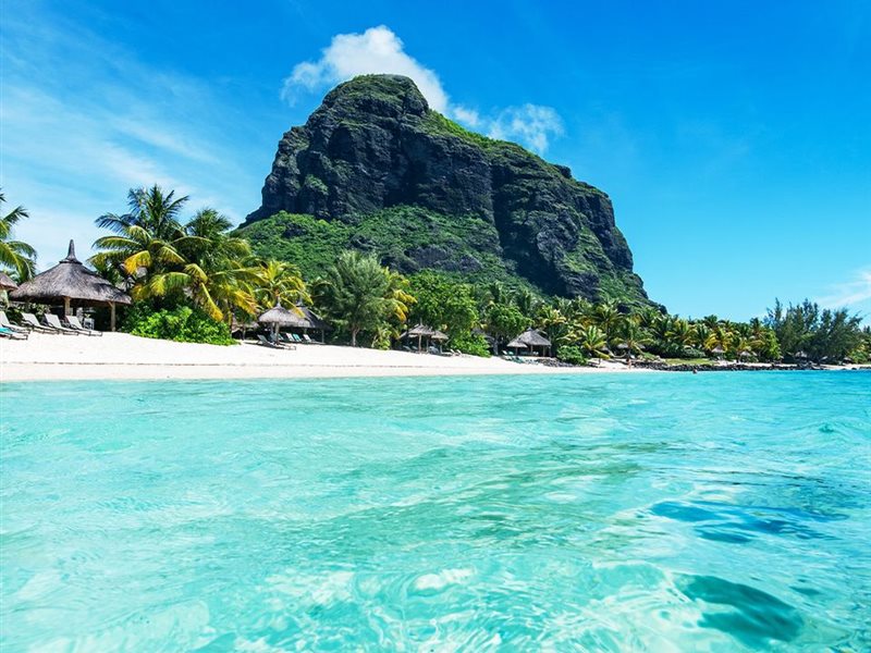 أجمل خمسة شواطيء في العالم لعام 2025  ‎