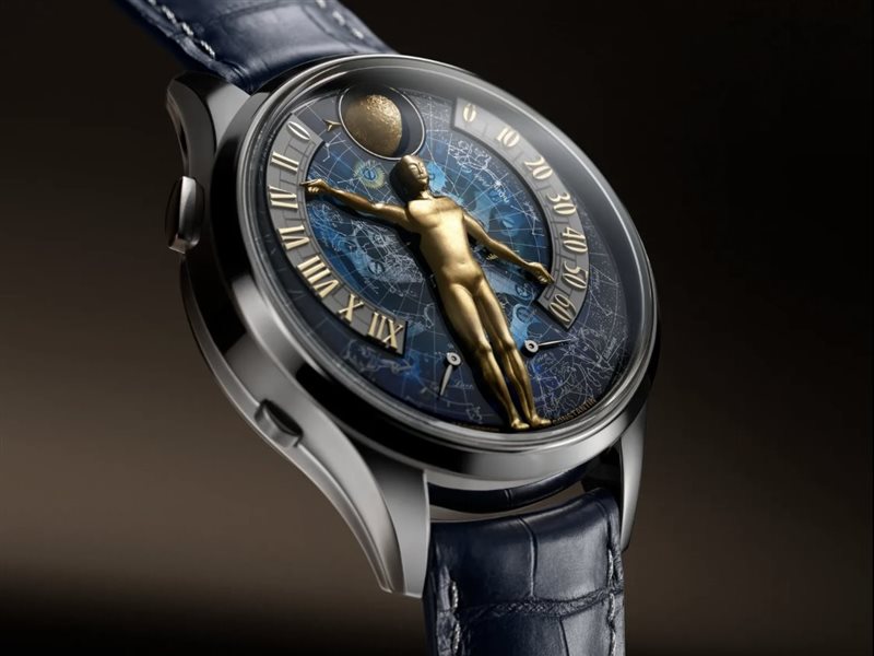 فاشرون كونستانتين تحتفل بمرور 270 عامًا بتحفة فلكية في متحف اللوفر