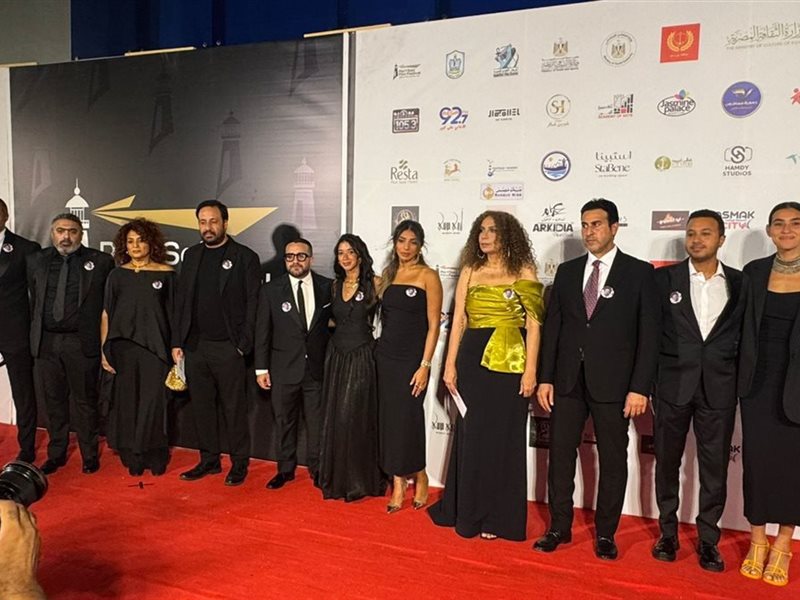 حفل ختام مهرجان بورسعيد يشهد تكريم الراحل تيمور تيمور بمشاركة 15 مدير تصوير من أصدقائه